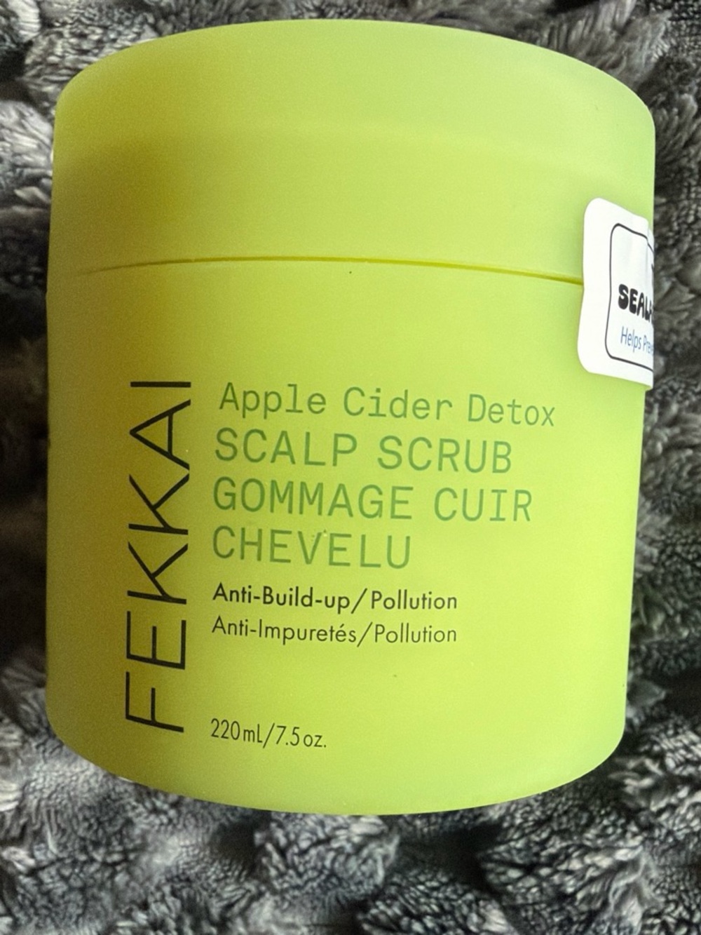 FEKKAI Apple Cider Detox Scalp Scrub - Green